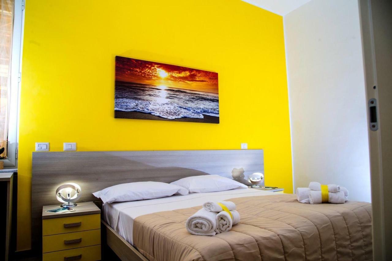Bed and Breakfast Borgo Angioino Nápoles Exterior foto